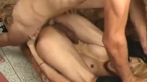 Bangkok Ladyboy bonks A Tourist - Meltdown